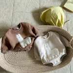 [1-18M]冬新作 羊柄 ロンパース - 画像 (2)